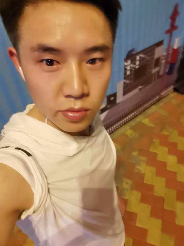 小雷的第一张照片--兴义上门女婿服务网